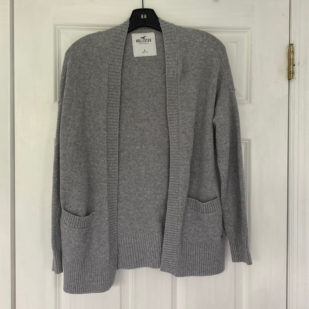 Hollister Grey Cardigan Size Small